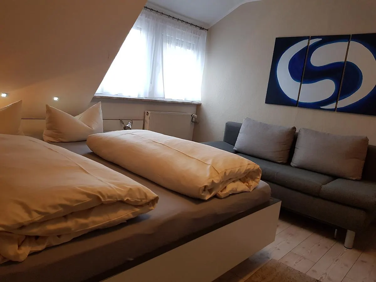 Hotel Garni Und Apartments Zur Krone Hilpoltstein